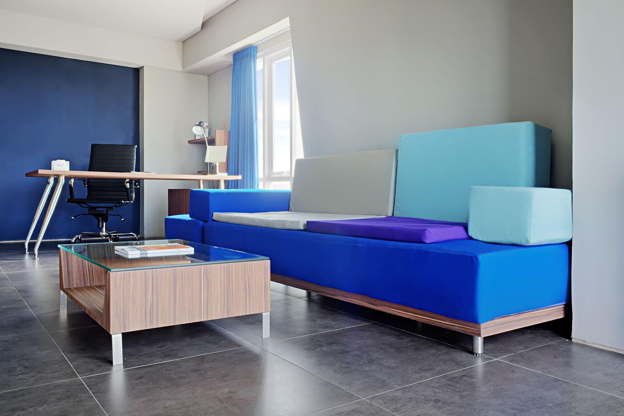 Berry Biz Hotel Семіньяк Екстер'єр фото