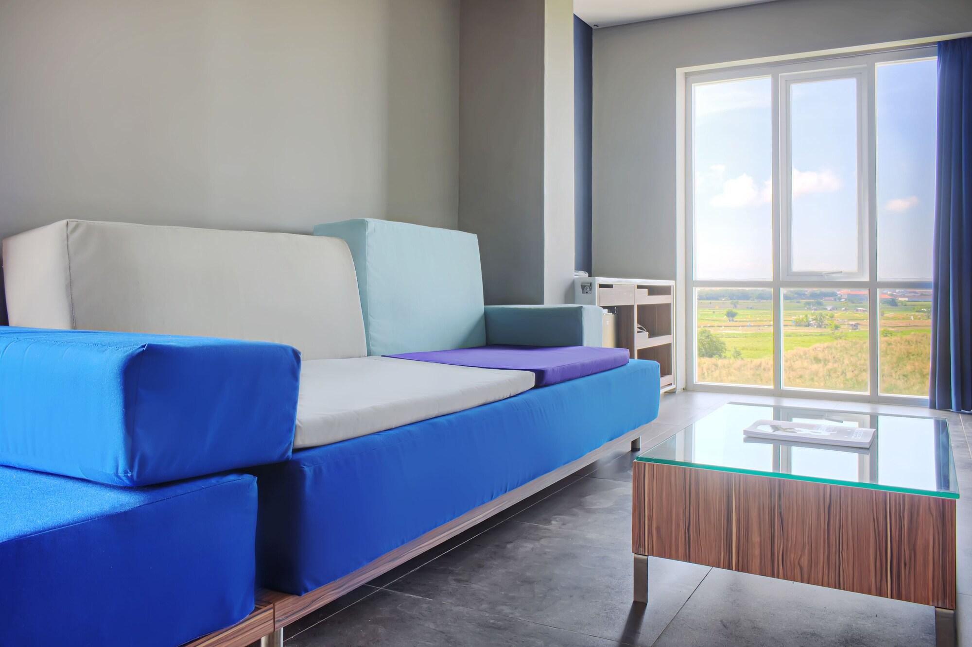 Berry Biz Hotel Семіньяк Екстер'єр фото