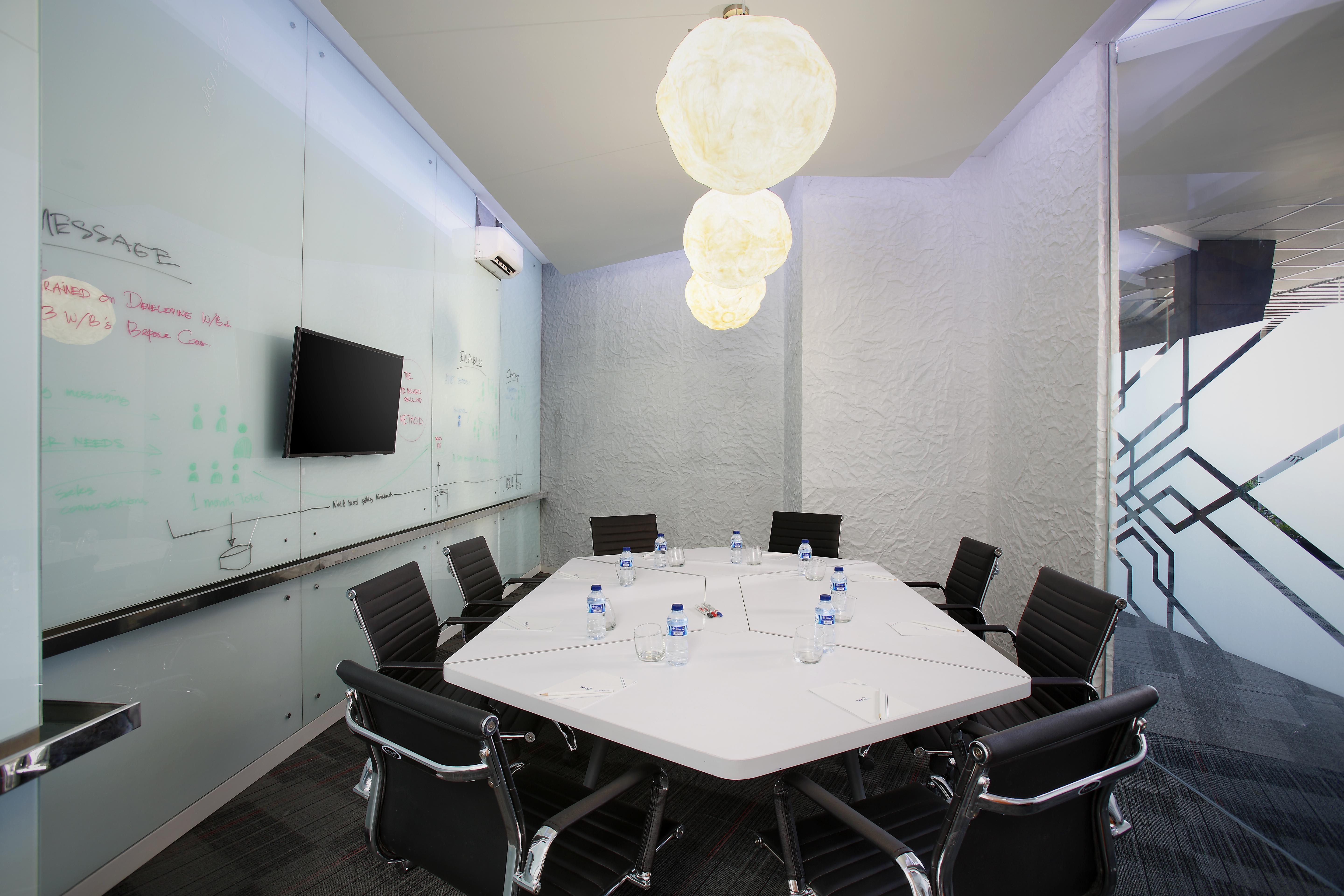Berry Biz Hotel Семіньяк Екстер'єр фото